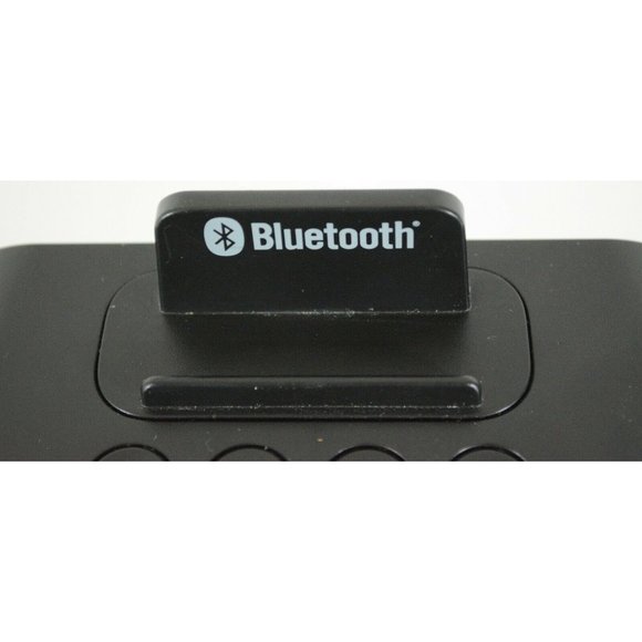 iHome iBT22 Wireless Dual Bluetooth Alarm Clock + USB Charging Dock Black - Picture 4 of 9